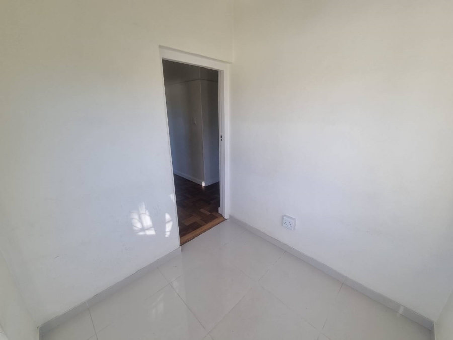 To Let 2 Bedroom Property for Rent in Rosebank Western Cape